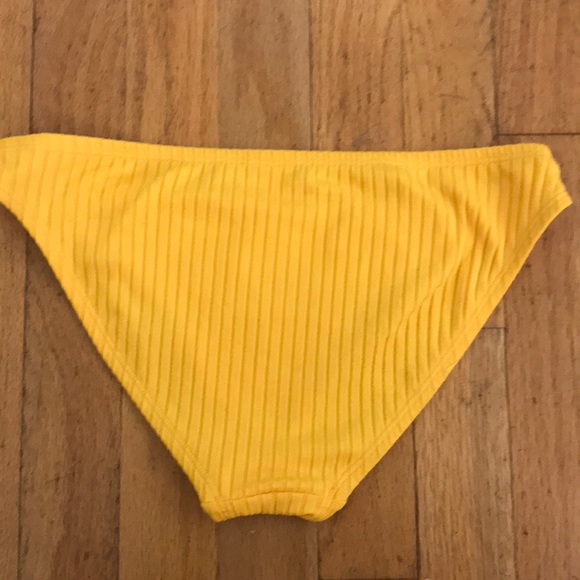 Swimsuit - Picture 2 of 3